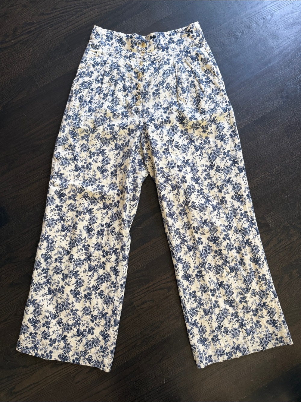 High waisted blue & cream floral linen pants 10